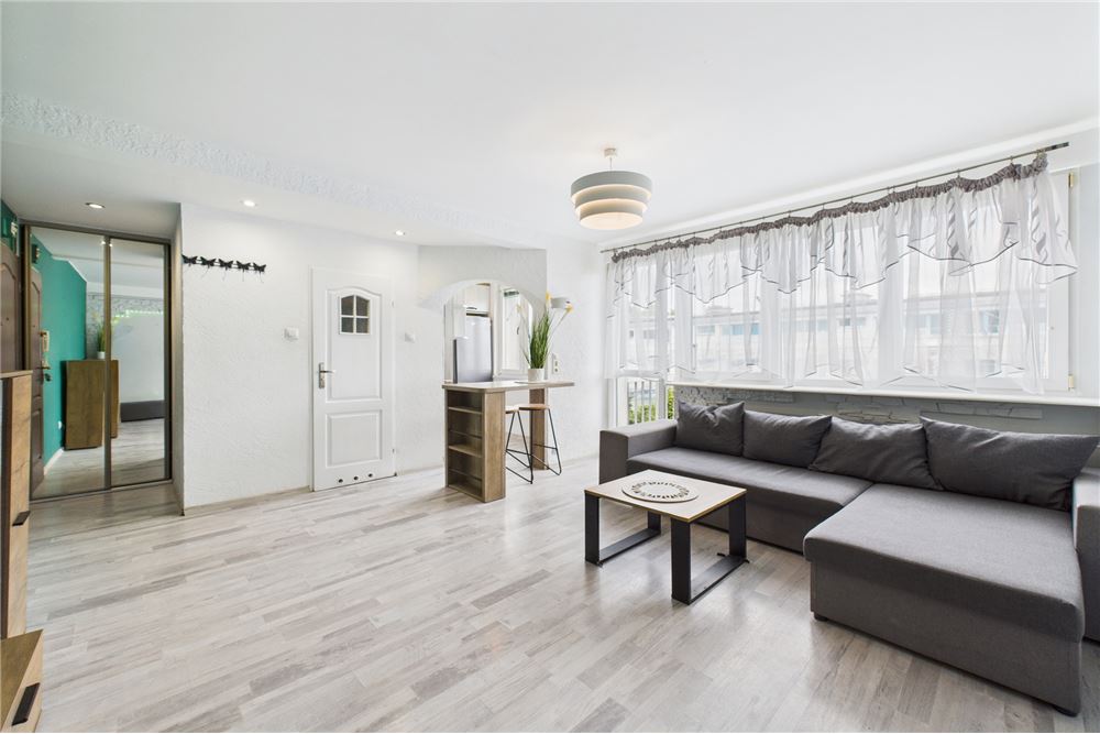 Mieszkanie - Sprzedaż - Koszalin, Polska - 1 - 470281008-39