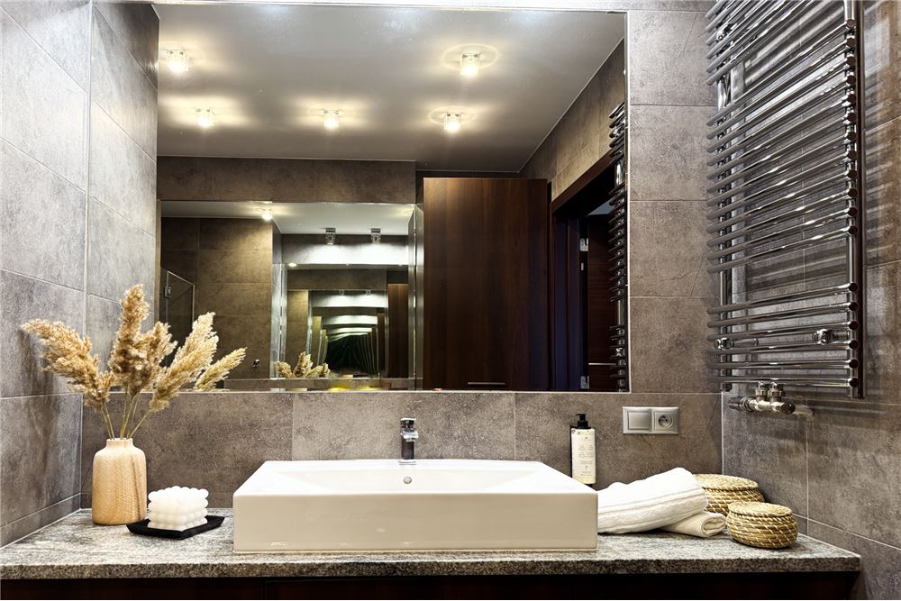 Mieszkanie - Sprzedaż - Warszawa, Polska - 23 - 810131030-64