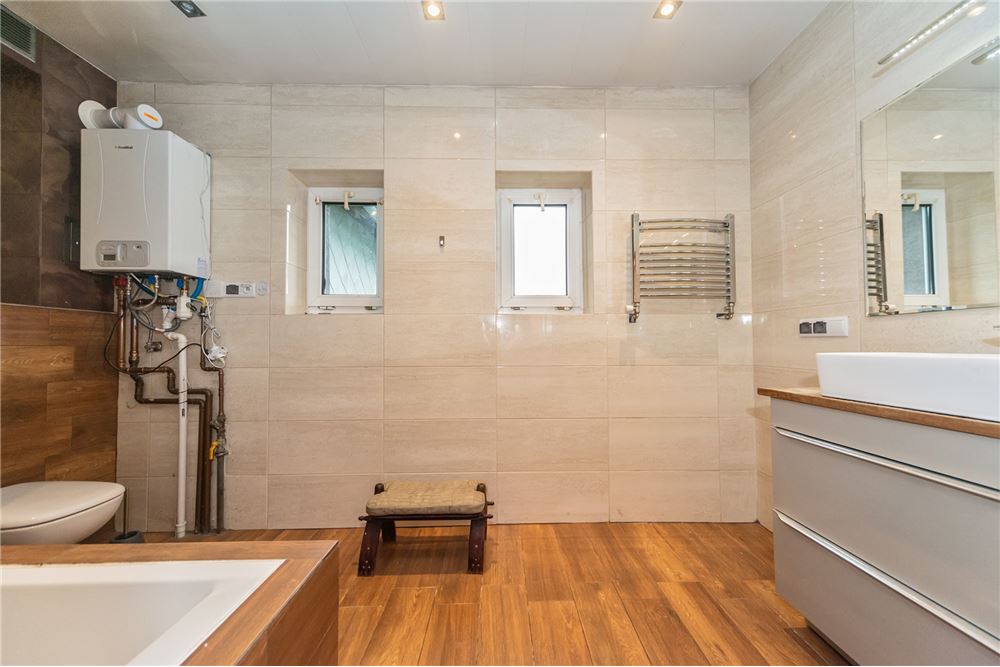 Dom wolnostojący - Sprzedaż - Jawiszowice, Polska - 34 - 800061076-422