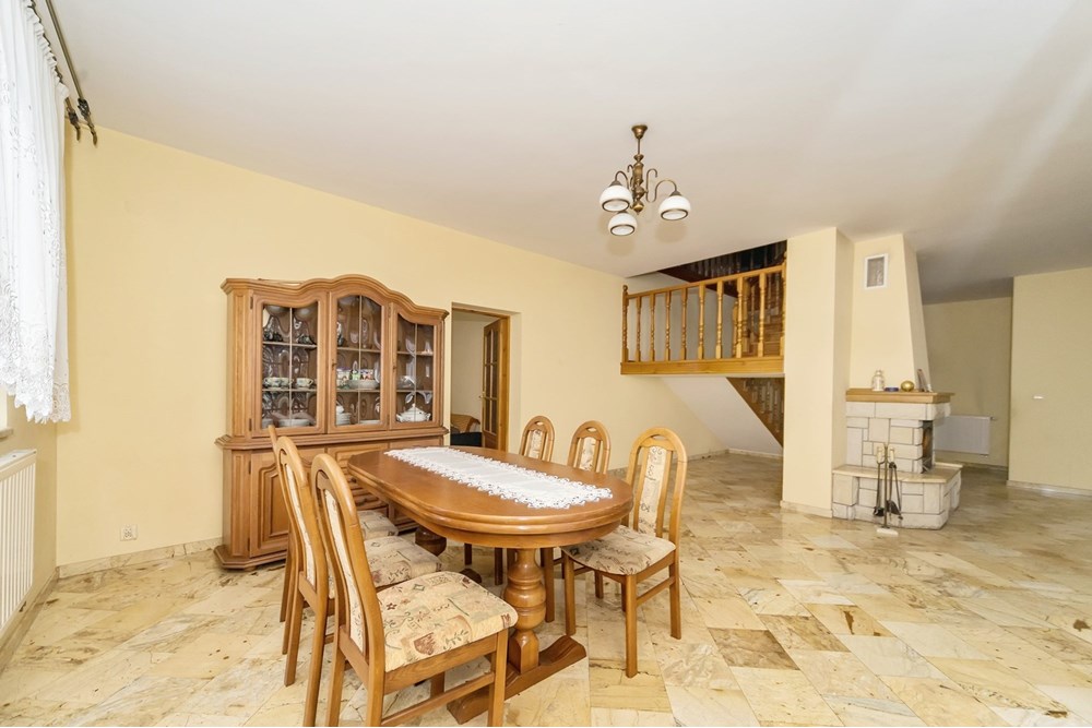 Dom wolnostojący - Sprzedaż - Rajcza, Polska - 4.jpg - 800061016-1302