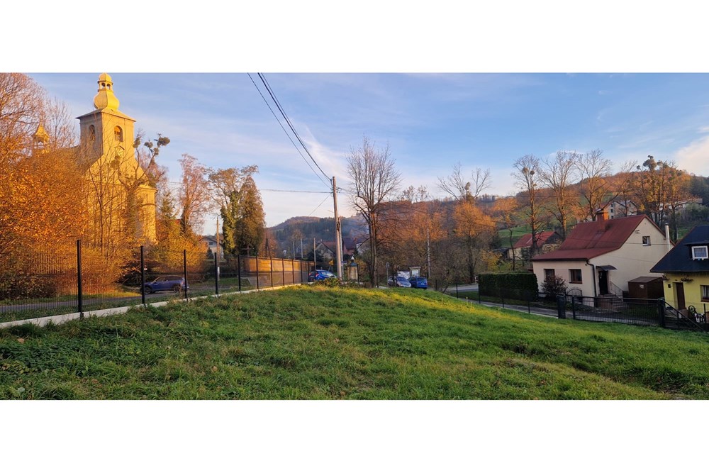 Działka - Sprzedaż - Leszna Górna, Polska - Zdjęcie WhatsApp 2025-11-05 o 18.12.51_6888315b.jpg - 470131058-377