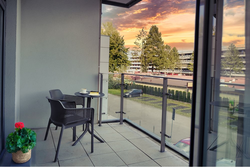 Apartament hotelowy z obsługą - Sprzedaż - Kołobrzeg, Polska - taras.jpeg - 790221001-9