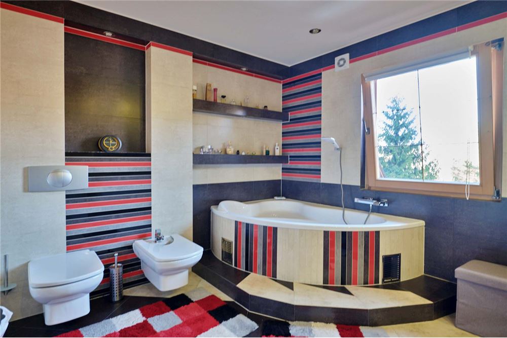 Dom wolnostojący - Sprzedaż - Pewel Ślemieńska, Polska - 30 - 800061016-1147