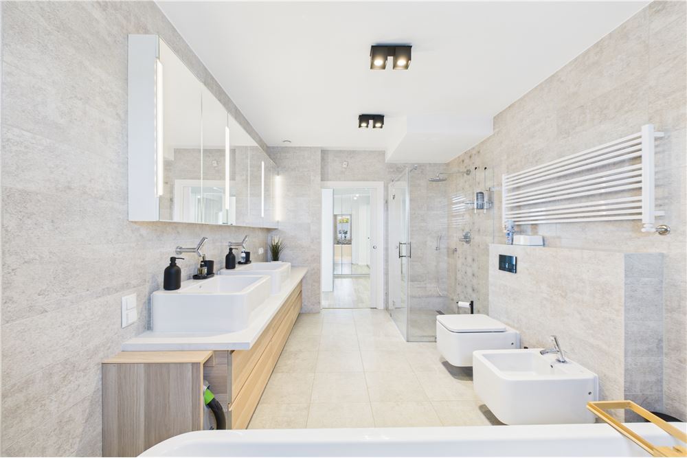 Dom bliźniak - Sprzedaż - Nowa Iwiczna, Polska - 24 - 810051040-248