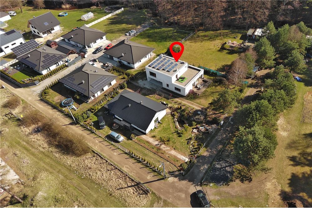 Dom jednorodzinny - Sprzedaż - Tarnowskie Góry, Polska - 76 - 800061076-410