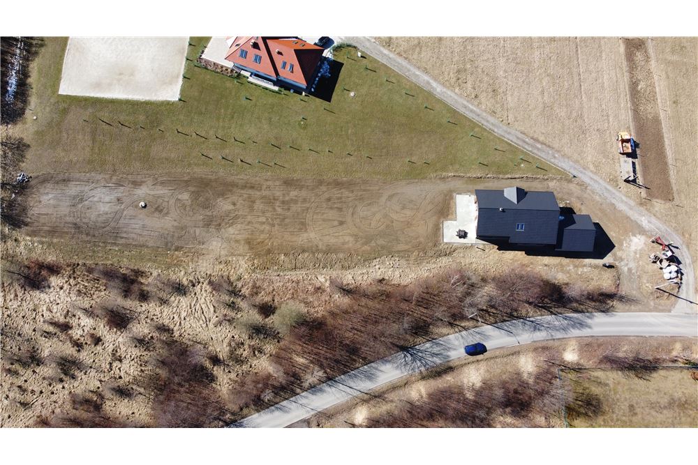 Dom wolnostojący - Sprzedaż - Radziechowy, Polska - 86 - 800061039-513