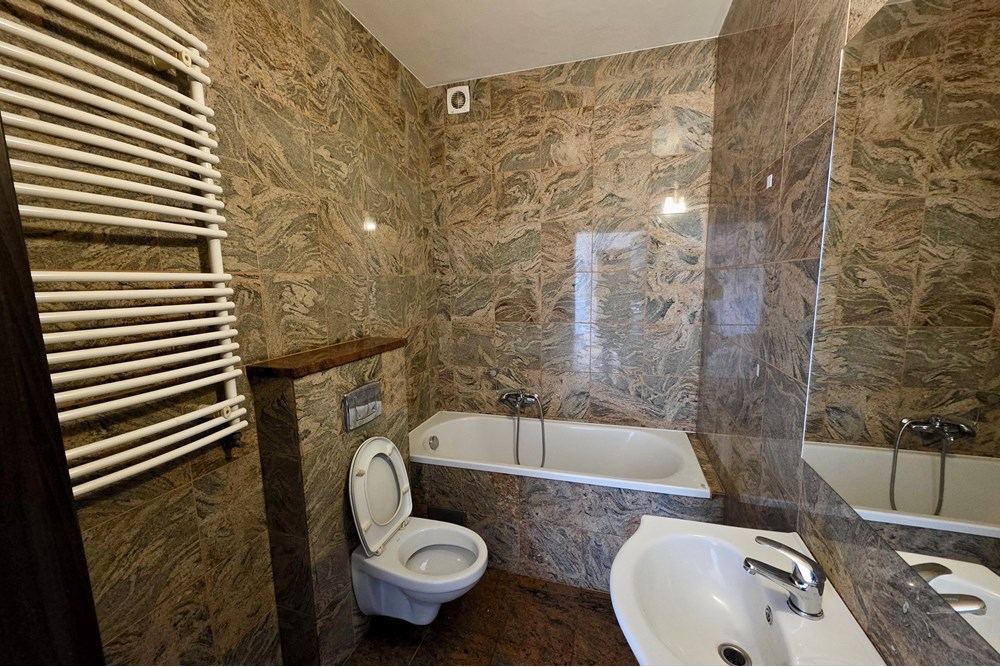 Mieszkanie dwupoziomowe - Sprzedaż - Bielsko-Biała, Polska - 20251203_124708.jpeg - 800061098-188