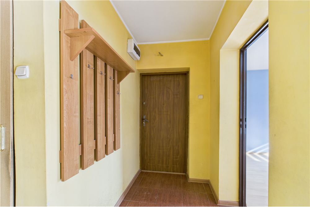 Mieszkanie - Sprzedaż - Nowy Targ, Polska - 3 - 800091040-95