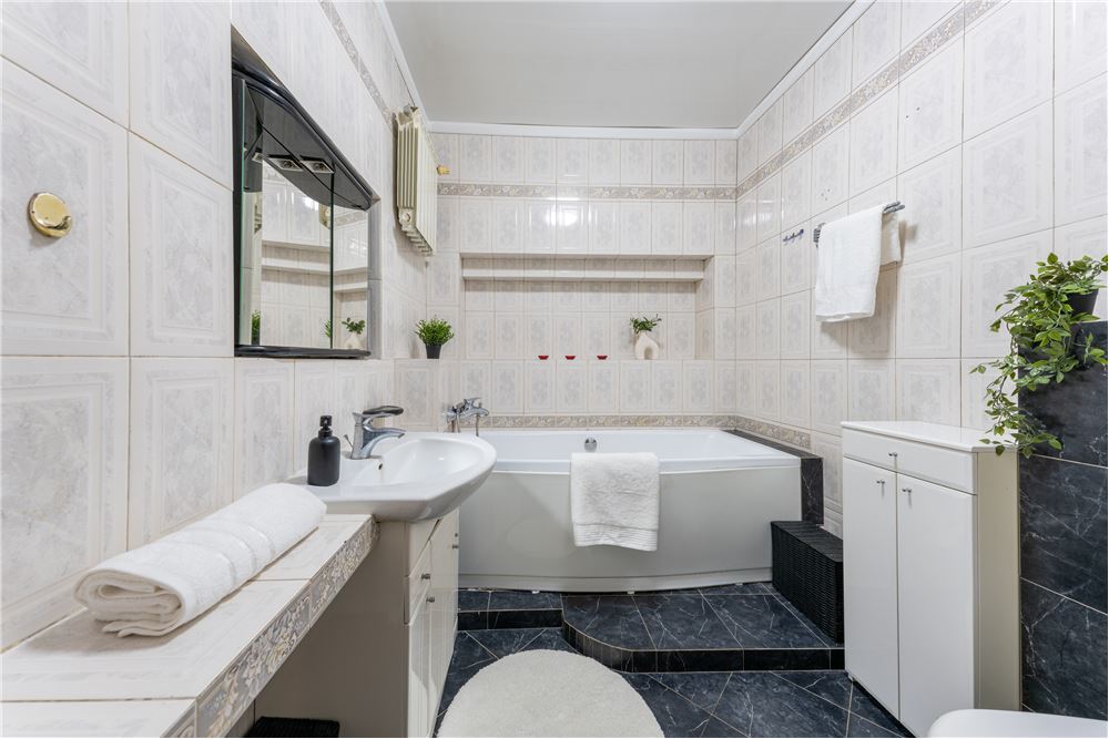 Dom wolnostojący - Sprzedaż - Ząbki, Polska - 9 - 810251023-7