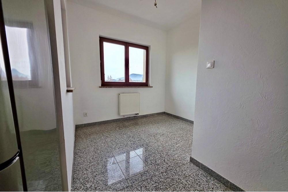 Mieszkanie dwupoziomowe - Sprzedaż - Bielsko-Biała, Polska - 20251203_124647.jpeg - 800061098-188