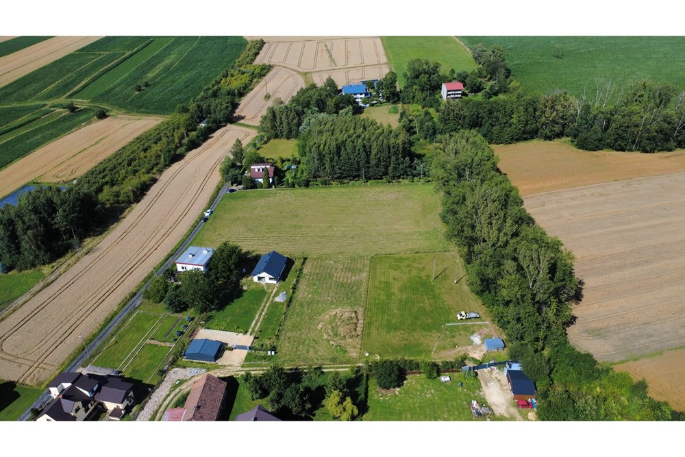 Działka budowlana - Sprzedaż - Andrychów, Polska - dji_fly_20250723_155050_203_1753278681977_photo_optimized.JPG - 800061130-23