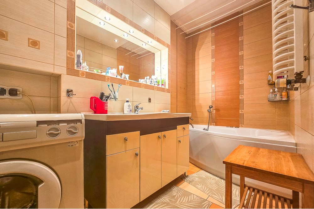 Mieszkanie - Sprzedaż - Łódź, Polska - Mieszkanie-na-sprzedaz-Lodz-20.jpg - 470191039-145