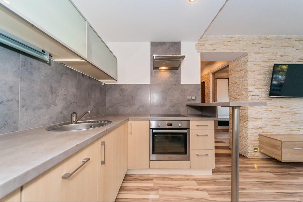 Mieszkanie - Wynajem - Bielsko-Biała, Polska - 2B.jpg - 800061057-197