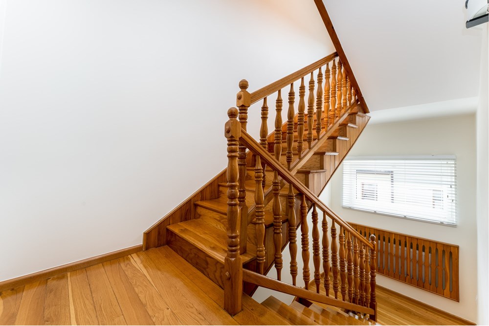 Dom w zabudowie szeregowej - Sprzedaż - Kraków, Polska - 019 klatka schodowa.jpg - 800271023-15