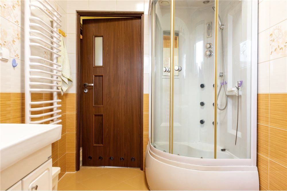 Dom wolnostojący - Sprzedaż - Bielsko-Biała, Polska - 4 - 800061090-231