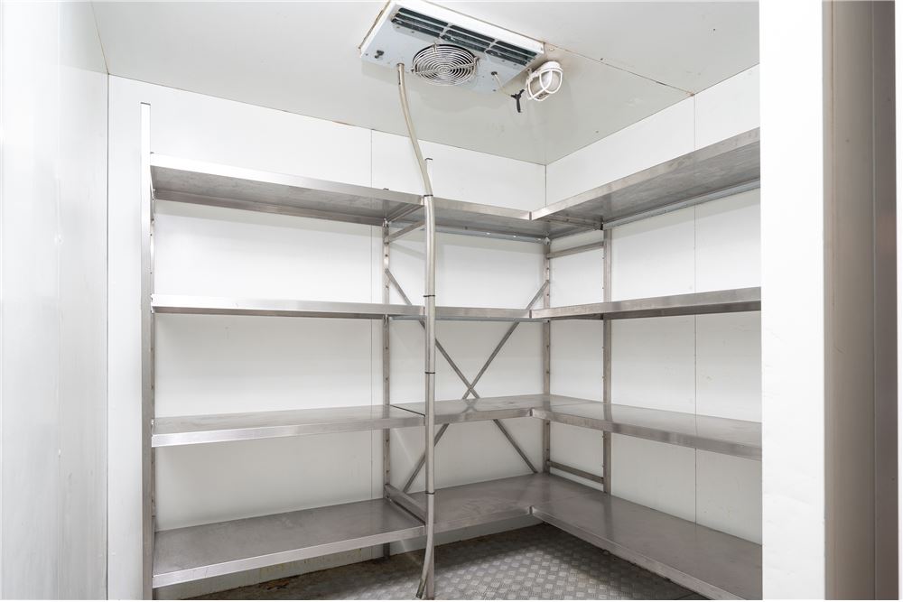 Lokal handlowy/usługowy - Sprzedaż - Kraków, Polska - 9 - 800241010-102