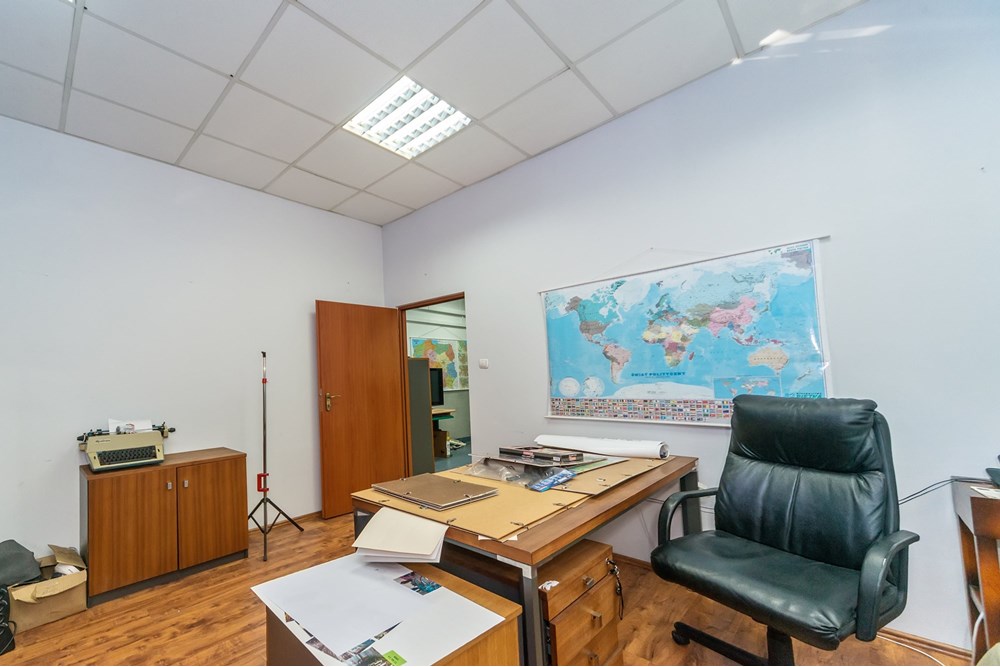 Nieruchomość przemysłowa - Sprzedaż - Bielsko-Biała, Polska - ZIBI_041D.jpg - 800061127-28