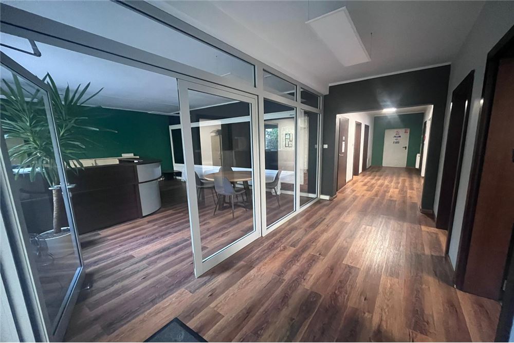 Magazyn - Sprzedaż - Chrzanów, Polska - 30 - 800041001-875