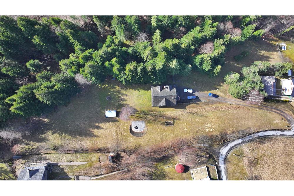 Dom wolnostojący - Sprzedaż - Pewel Ślemieńska, Polska - 68 - 800061016-1147