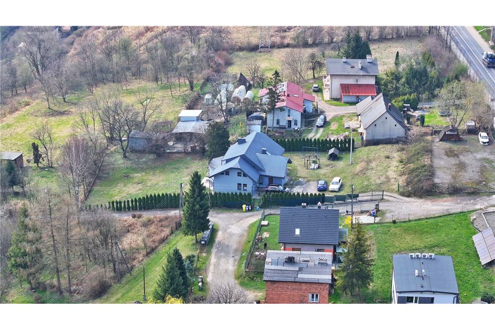 Dom wolnostojący - Sprzedaż - Bielsko-Biała, Polska - 152 - 800061016-1153