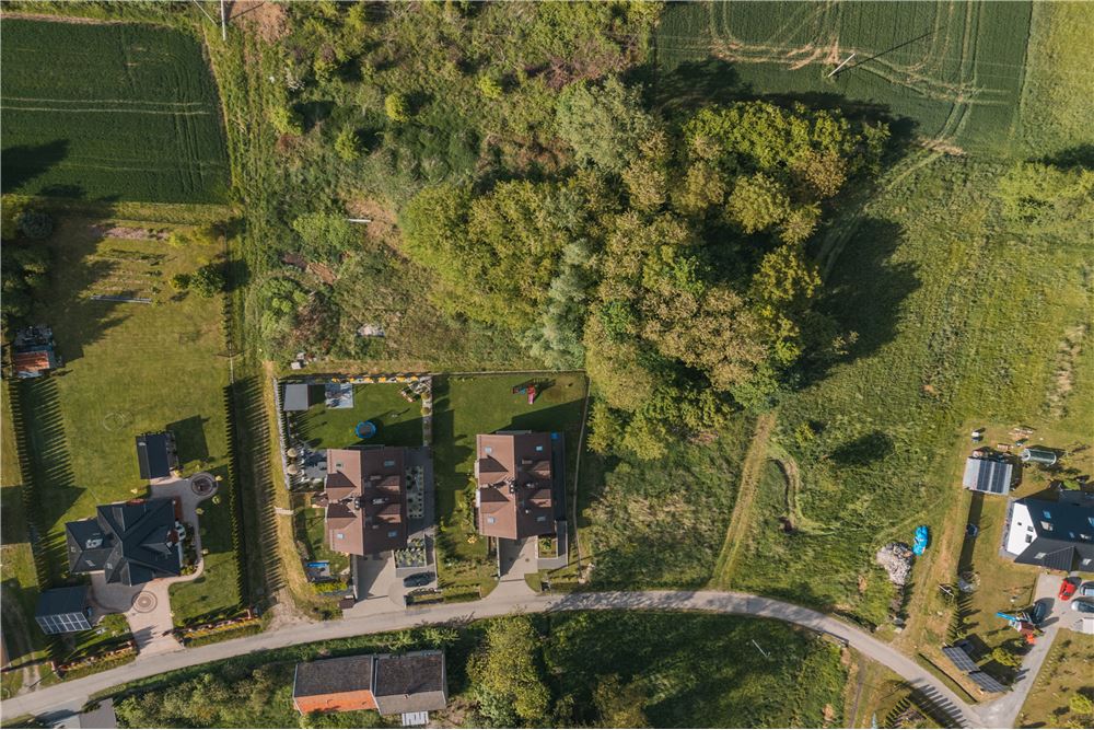 Działka budowlana - Sprzedaż - Biskupice, Polska - 17 - 800241005-202