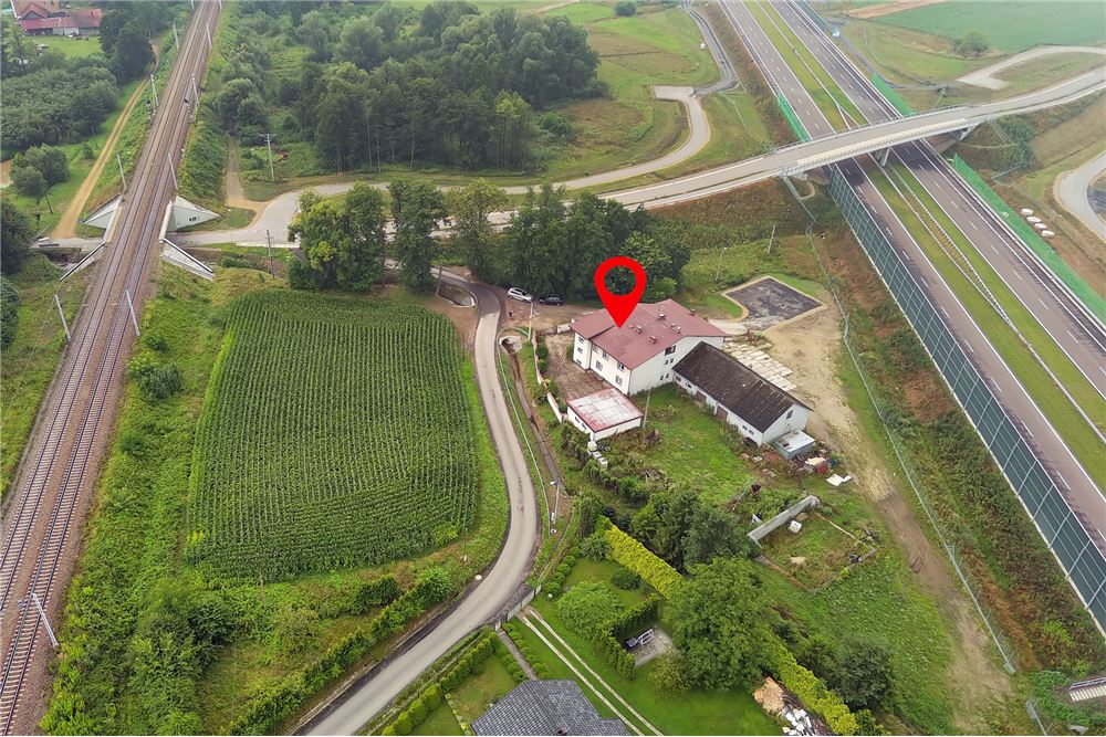 Dom wolnostojący - Sprzedaż - Jawiszowice, Polska - 77 - 800061076-422