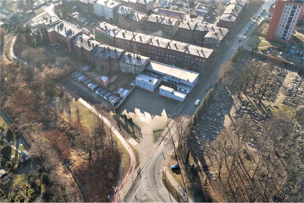 Nieruchomość inwestycyjna - Sprzedaż - Siemianowice Śląskie, Polska - 62 - 800061016-1264