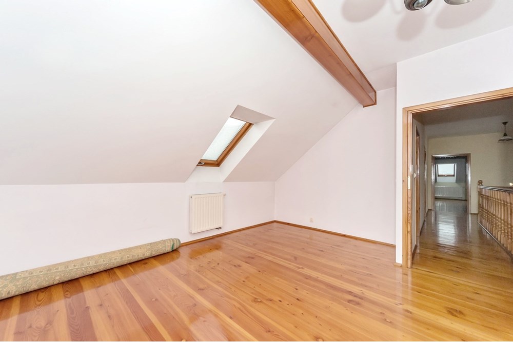 Dom wolnostojący - Sprzedaż - Rajcza, Polska - 31ł.jpg - 800061016-1302