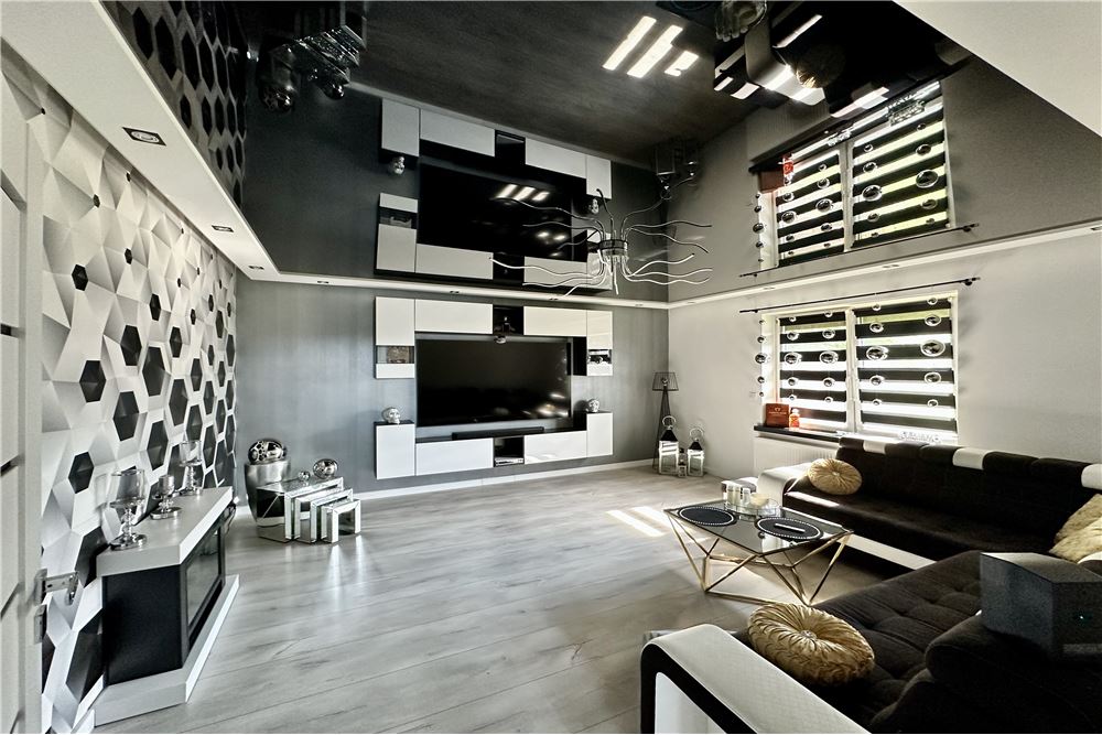 Mieszkanie - Sprzedaż - Bielsko-Biała, Polska - 3 - 800061098-166