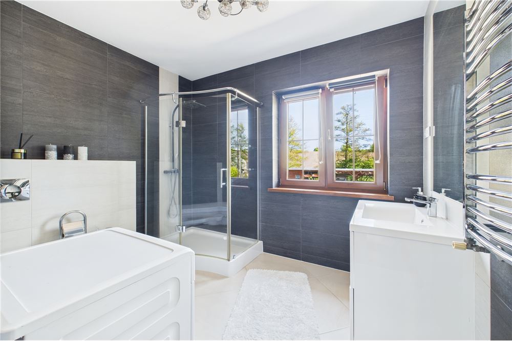 Dom jednorodzinny - Sprzedaż - Gorzyczki, Polska - Łazienka - 470311001-13