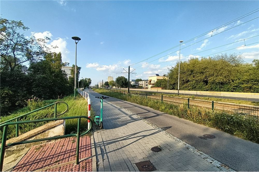 Residential Condo/Apartment Krakow, Poland PL 80024101078 , RE