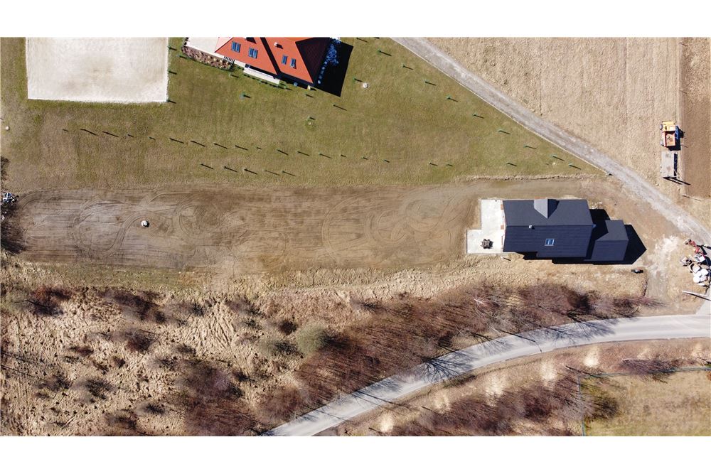 Dom wolnostojący - Sprzedaż - Radziechowy, Polska - 85 - 800061039-513