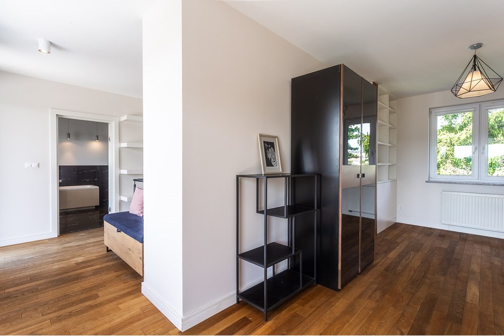 Mieszkanie - Sprzedaż - Łódź, Polska - Mieszkanie-apartament--na-sprzedaż-Lodz-Ragogoszcz-26.jpg - 470191035-103