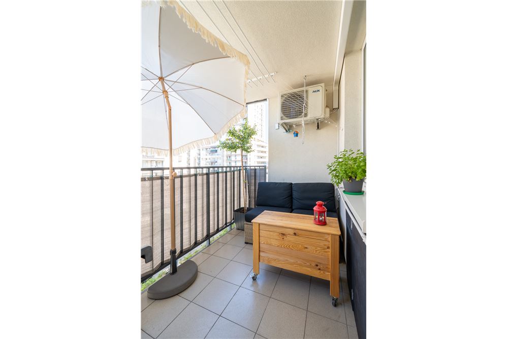 Mieszkanie - Sprzedaż - Kraków, Polska - 8 - 800271009-78