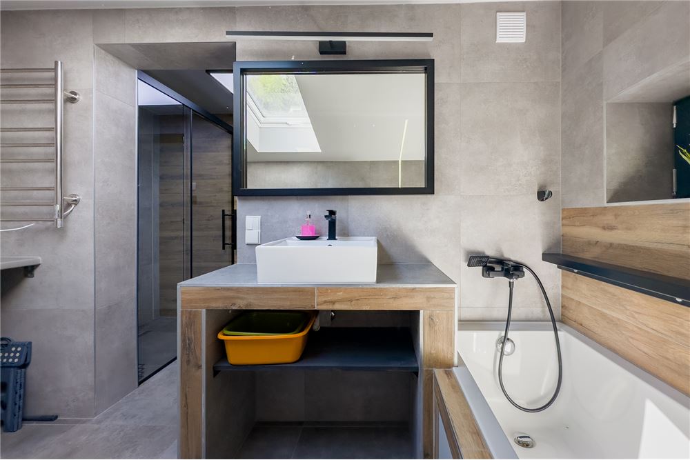 Nieruchomość inwestycyjna - Sprzedaż - Ustroń, Polska - 11 - 800061103-182