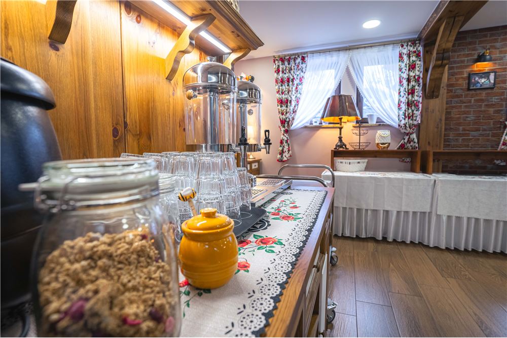 Dom wolnostojący - Sprzedaż - Poronin, Polska - 62 - 470151035-124