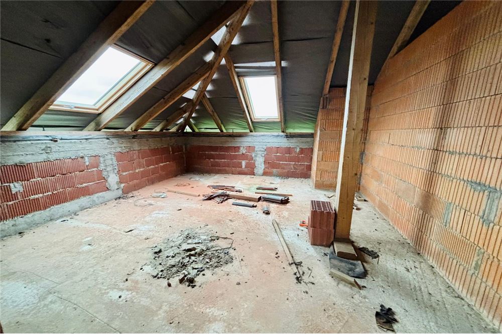 Dom wolnostojący - Sprzedaż - Dąbrowa Górnicza, Polska - 10 - 800161013-37