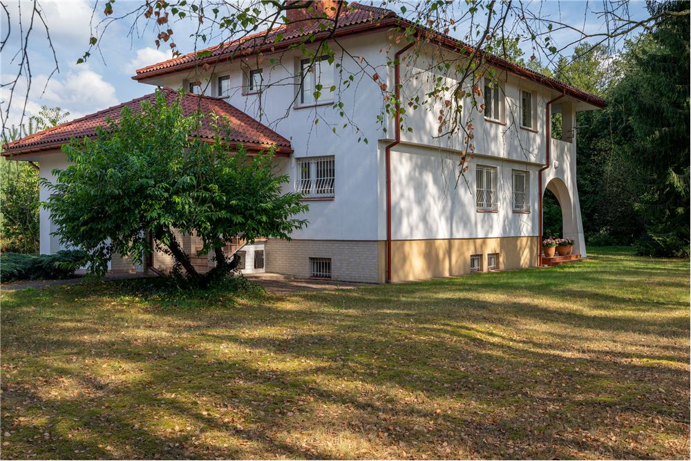 Dom wolnostojący - Sprzedaż - Józefów, Polska - 63 - 810251028-66