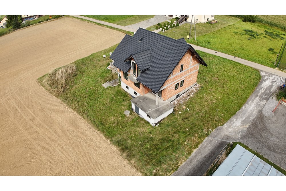 Dom wolnostojący - Sprzedaż - Cieszyn, Polska - DJI_20250828143147_0328_D.JPG - 470131058-371