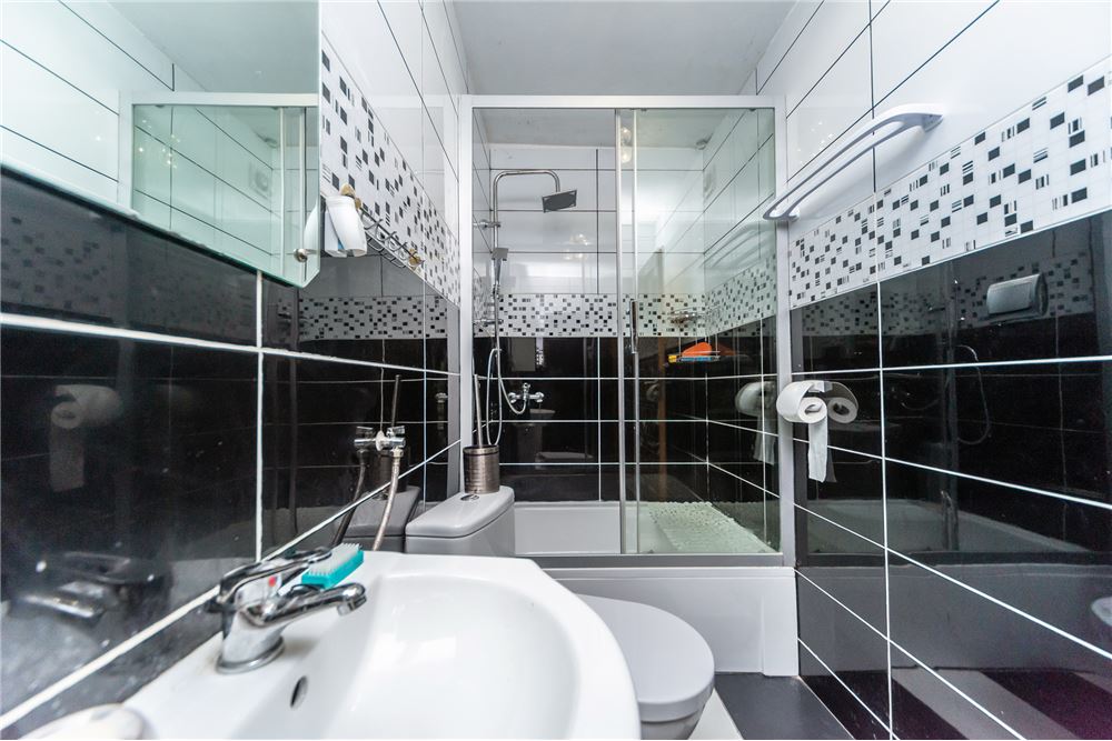 Dom wolnostojący - Sprzedaż - Bielsko-Biała, Polska - 14 - 800061123-14