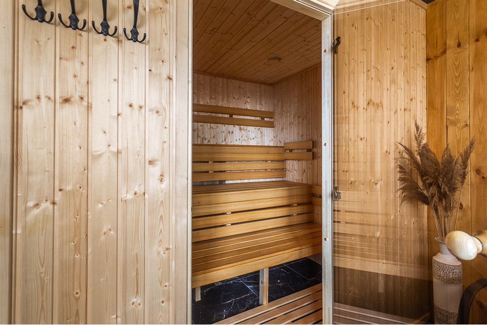 Lokal handlowy/usługowy - Sprzedaż - Łódź, Polska - Lokal-SPA-z-wyposazeniem-na-sprzedaz-Lodz-8.jpg - 470191039-136