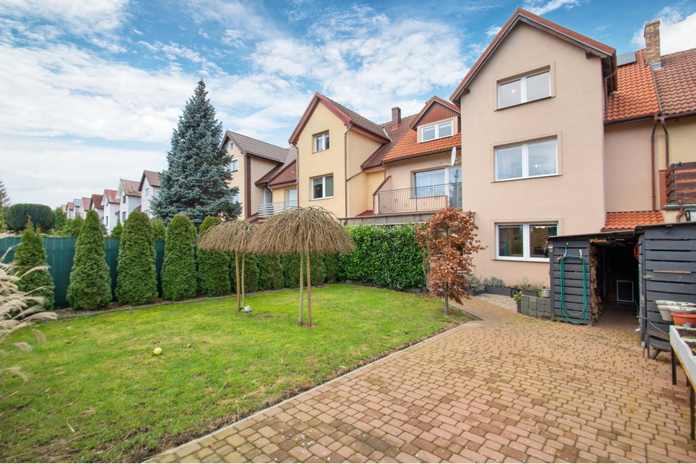 Dom w zabudowie szeregowej - Sprzedaż - Kołobrzeg, Polska - DSC_0005.jpg - 790221018-7