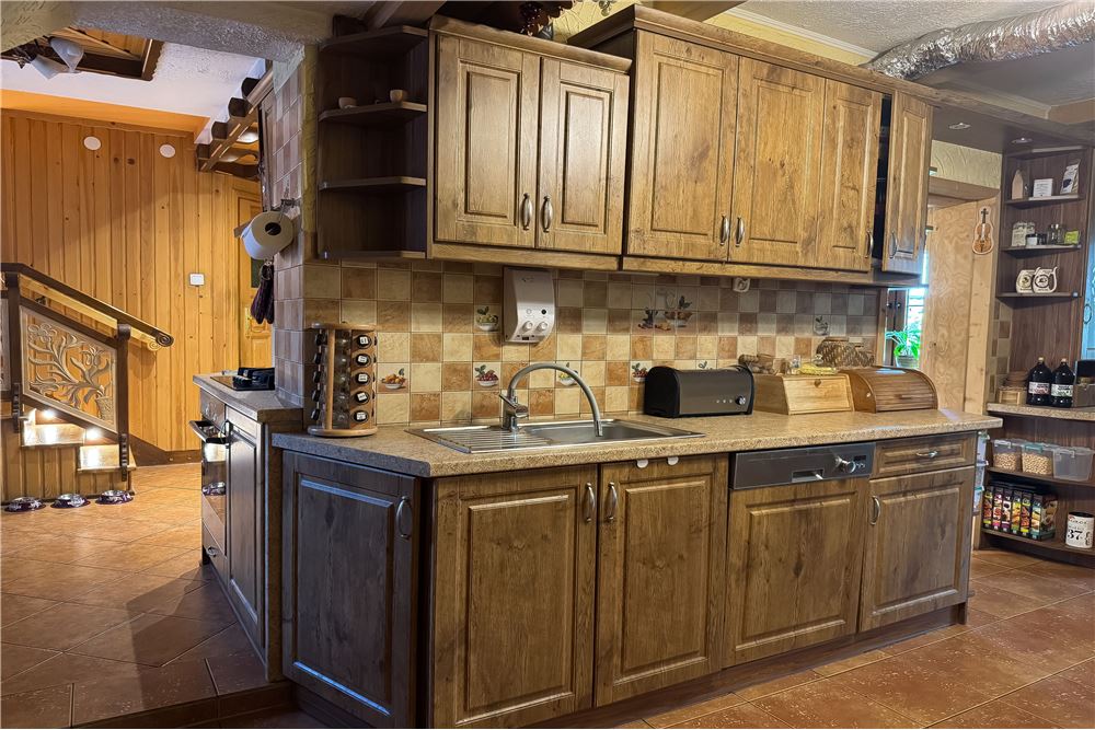 Dom wolnostojący - Sprzedaż - Białka Tatrzańska, Polska - 100 - 470151015-470