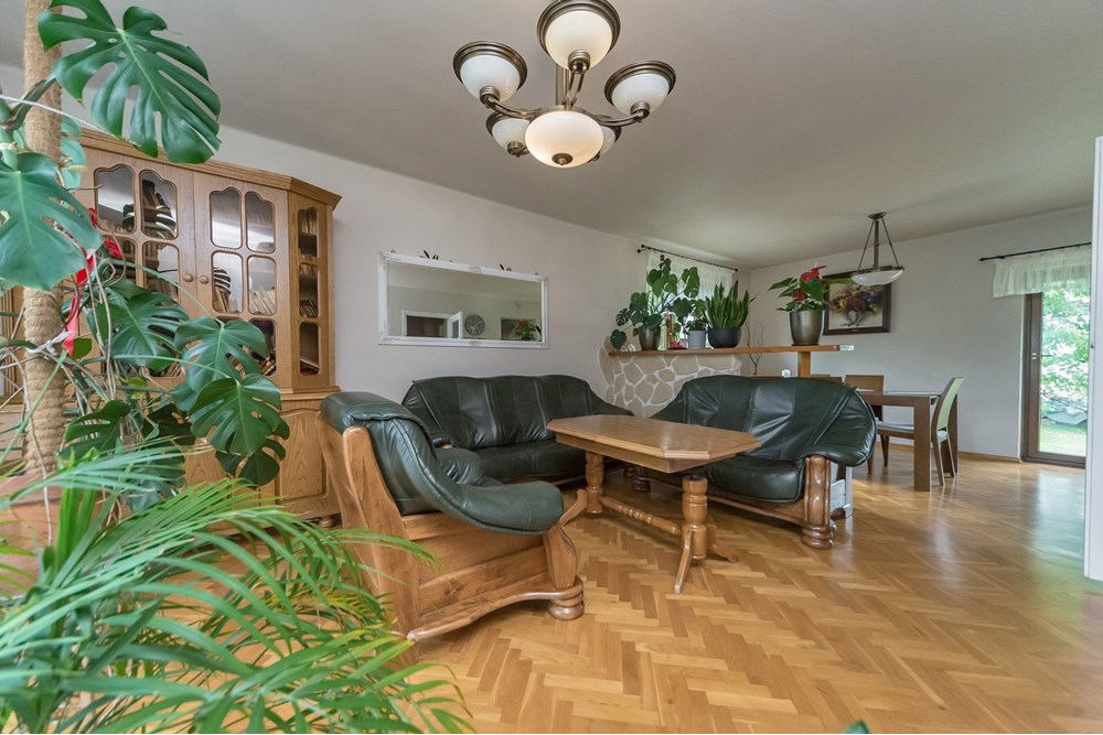 Dom wolnostojący - Sprzedaż - Bielsko-Biała, Polska - KRZE_011M.jpg - 800061100-87