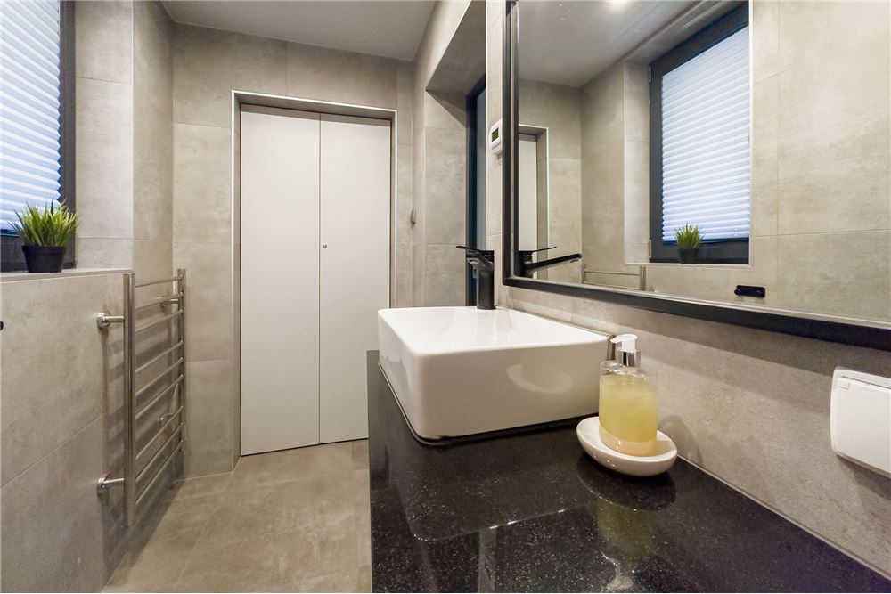 Nieruchomość inwestycyjna - Sprzedaż - Ustroń, Polska - 12 - 800061103-183