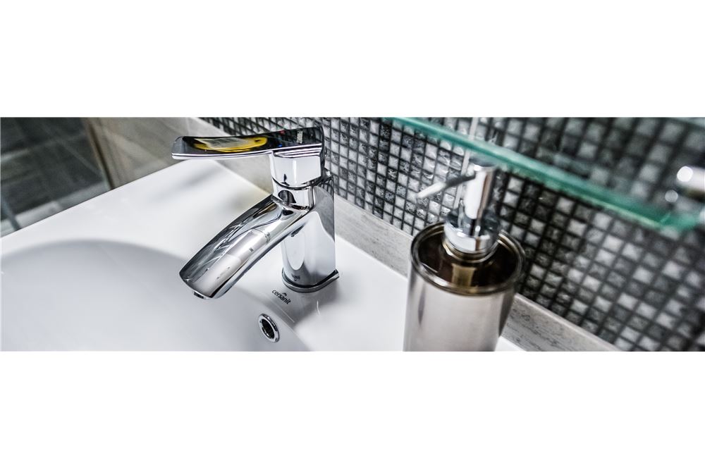 Nieruchomość inwestycyjna - Sprzedaż - Korbielów, Polska - 138 - 800061076-395