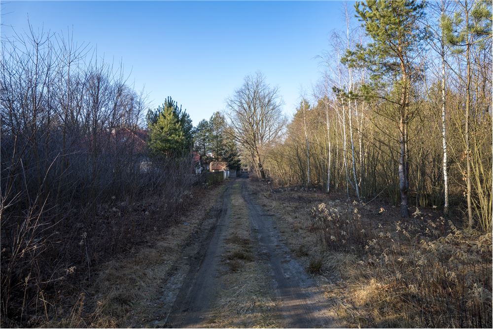 Działka budowlana - Sprzedaż - Warszawa, Polska - 26 - 810251028-60