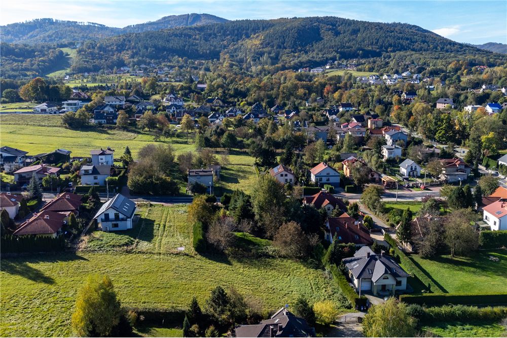 Działka budowlana - Sprzedaż - Bielsko-Biała, Polska - 50 - 800061103-181