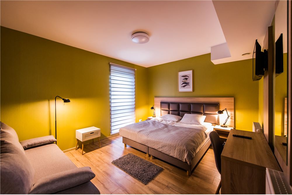 Dom wolnostojący - Sprzedaż - Korbielów, Polska - 188 - 800061076-401