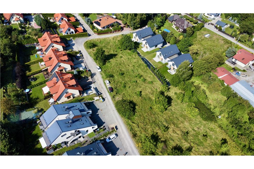 Działka budowlana - Sprzedaż - Bielsko-Biała, Polska - 31 - 800061028-470